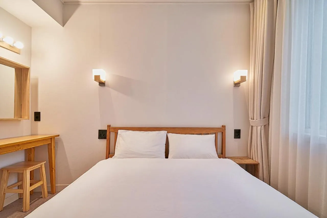 *** Guest house Butler:Lee Railpark-Female Only Hotel Seoul South Korea